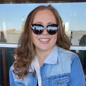 Meet your Posher, Emma